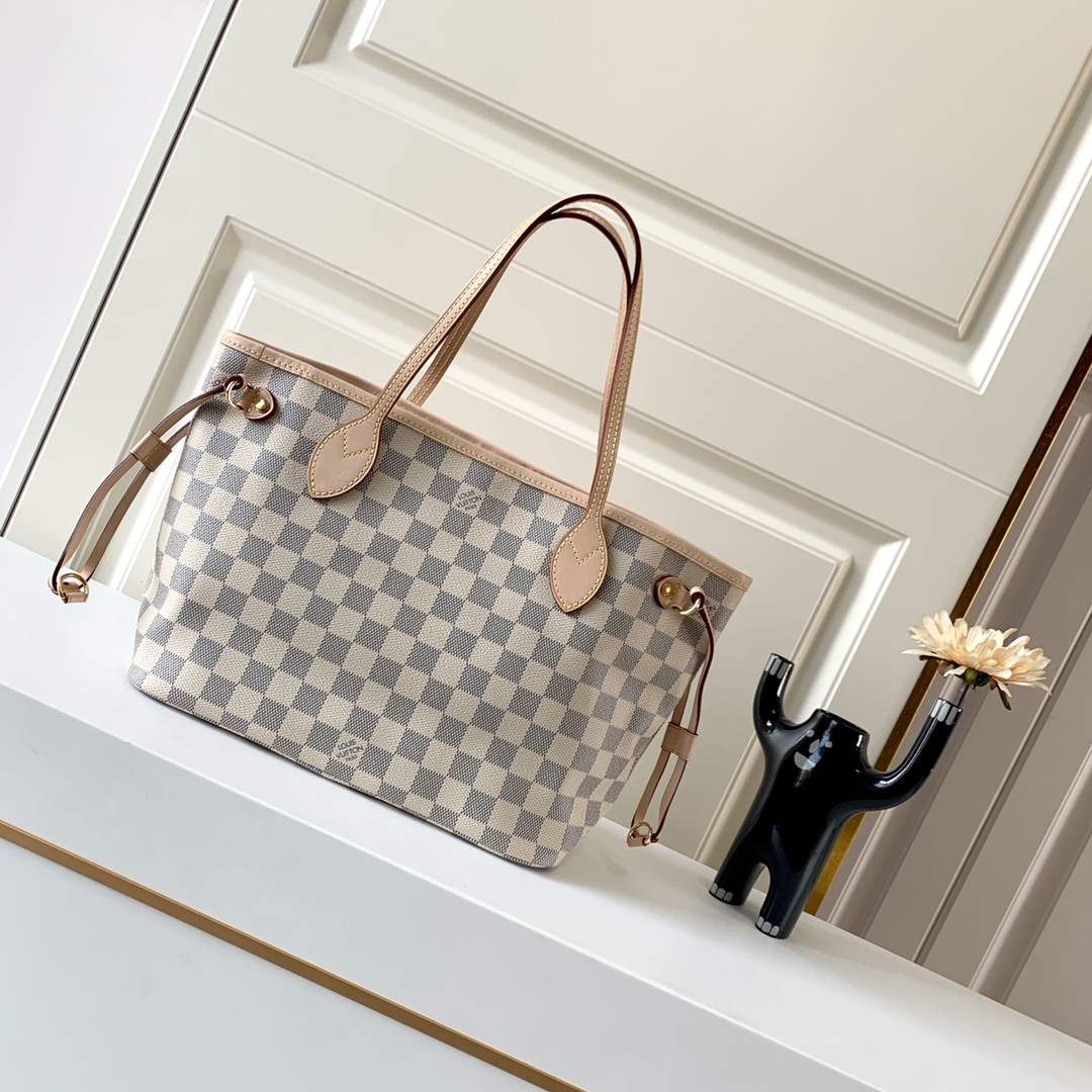 Louis Vuitton Shopping Bags